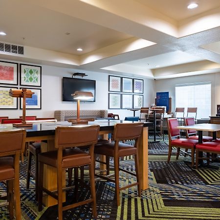 Holiday Inn Express Hotel & Suites Evanston By Ihg Екстер'єр фото