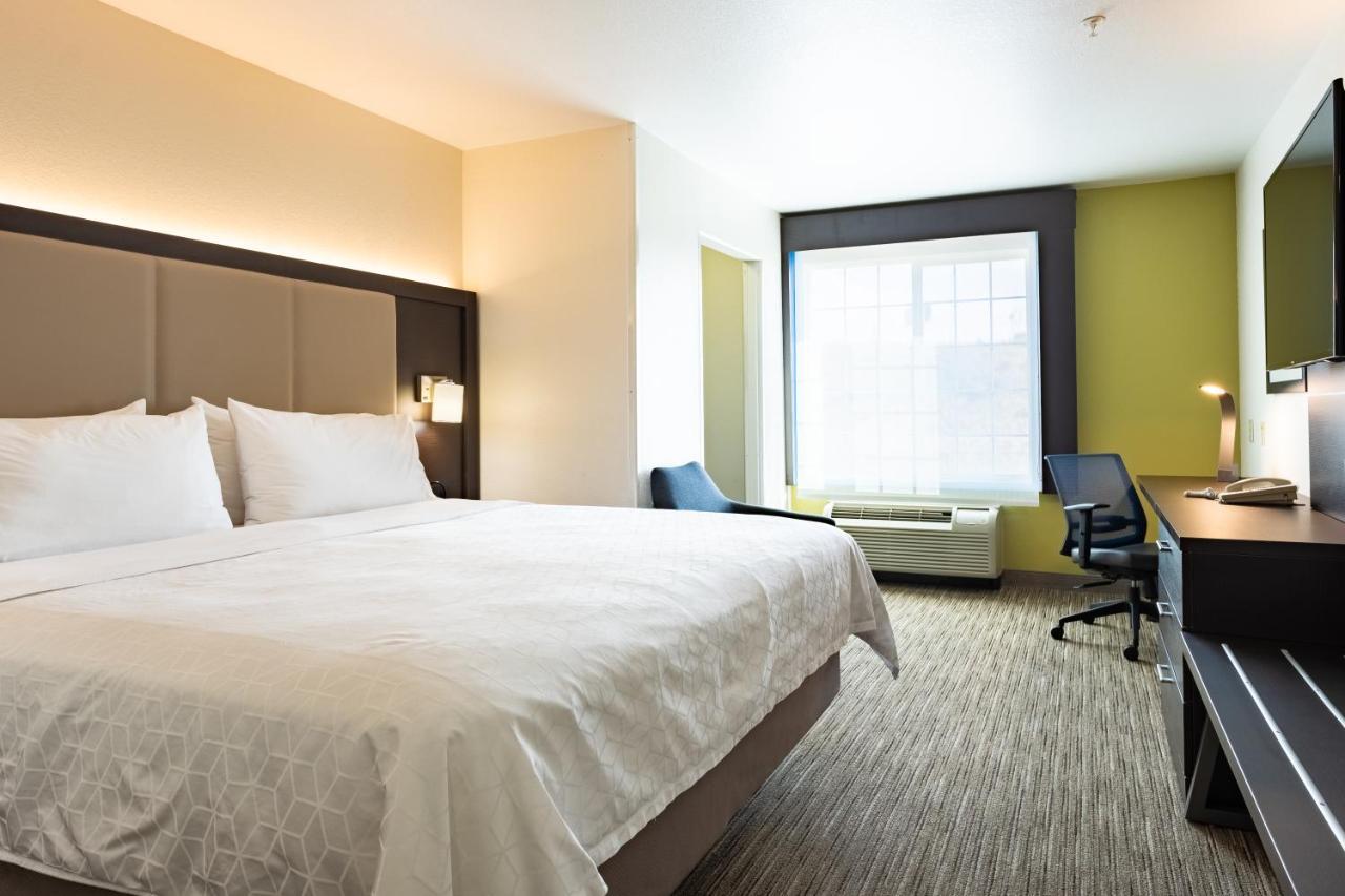 Holiday Inn Express Hotel & Suites Evanston By Ihg Екстер'єр фото