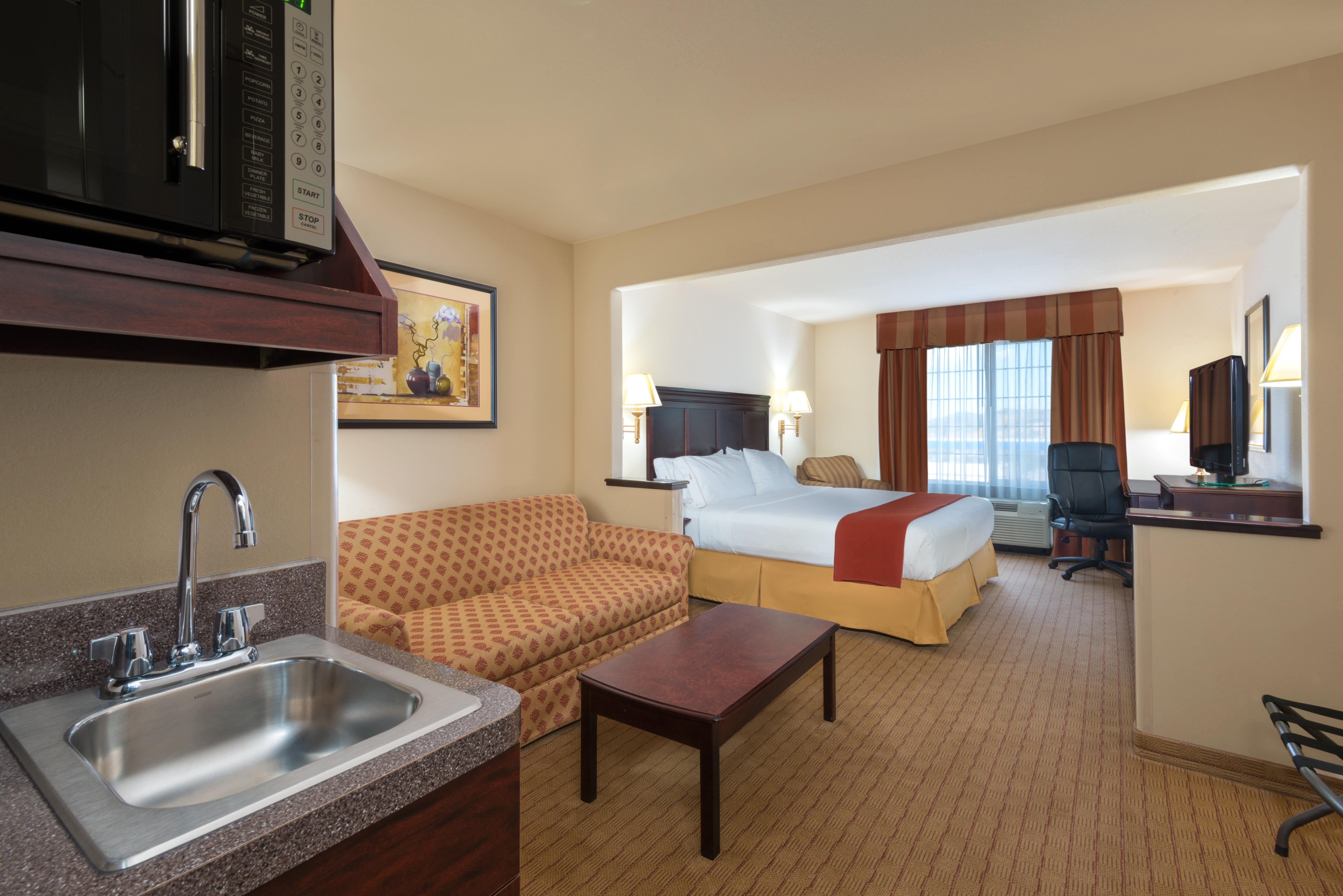 Holiday Inn Express Hotel & Suites Evanston By Ihg Екстер'єр фото