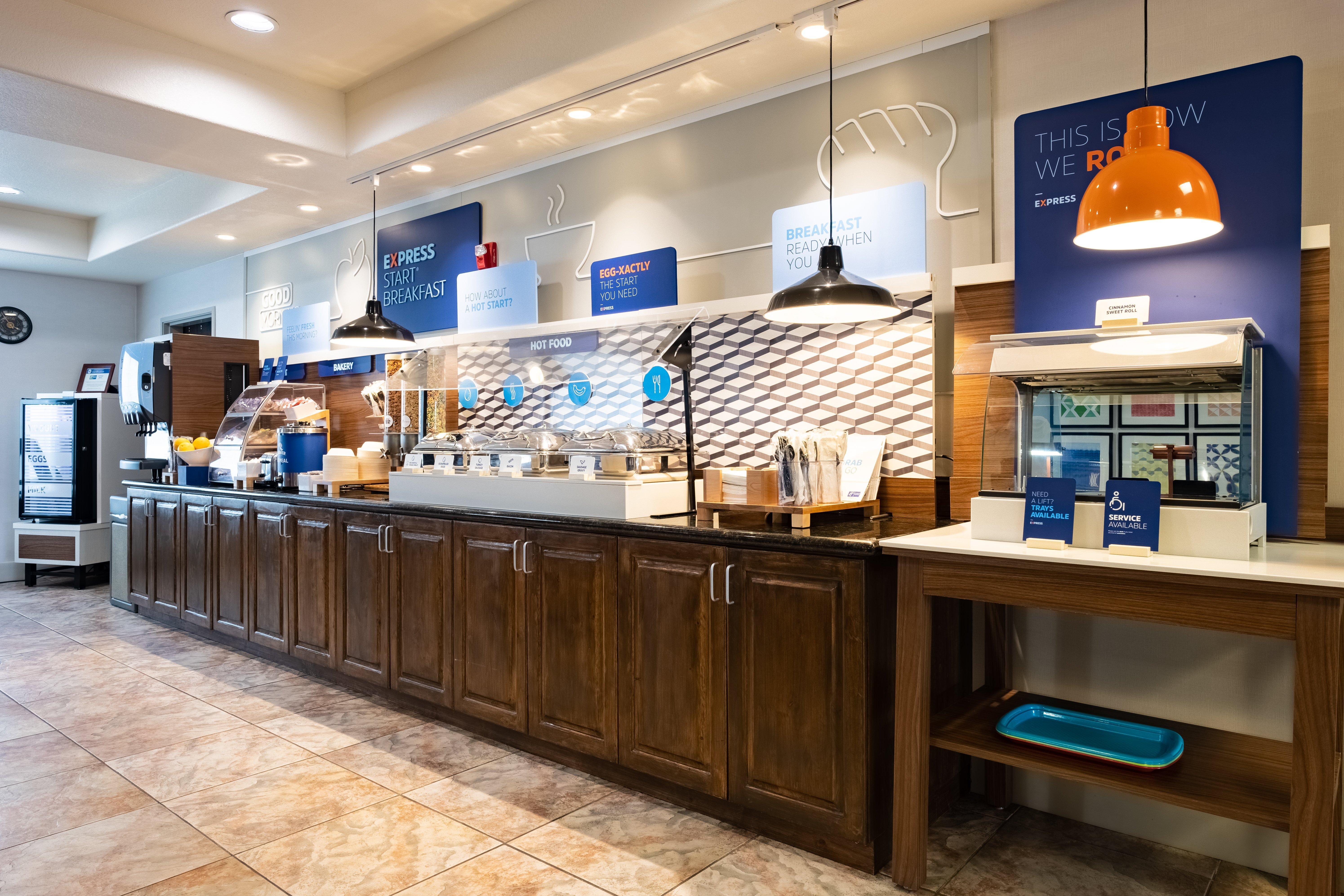 Holiday Inn Express Hotel & Suites Evanston By Ihg Екстер'єр фото